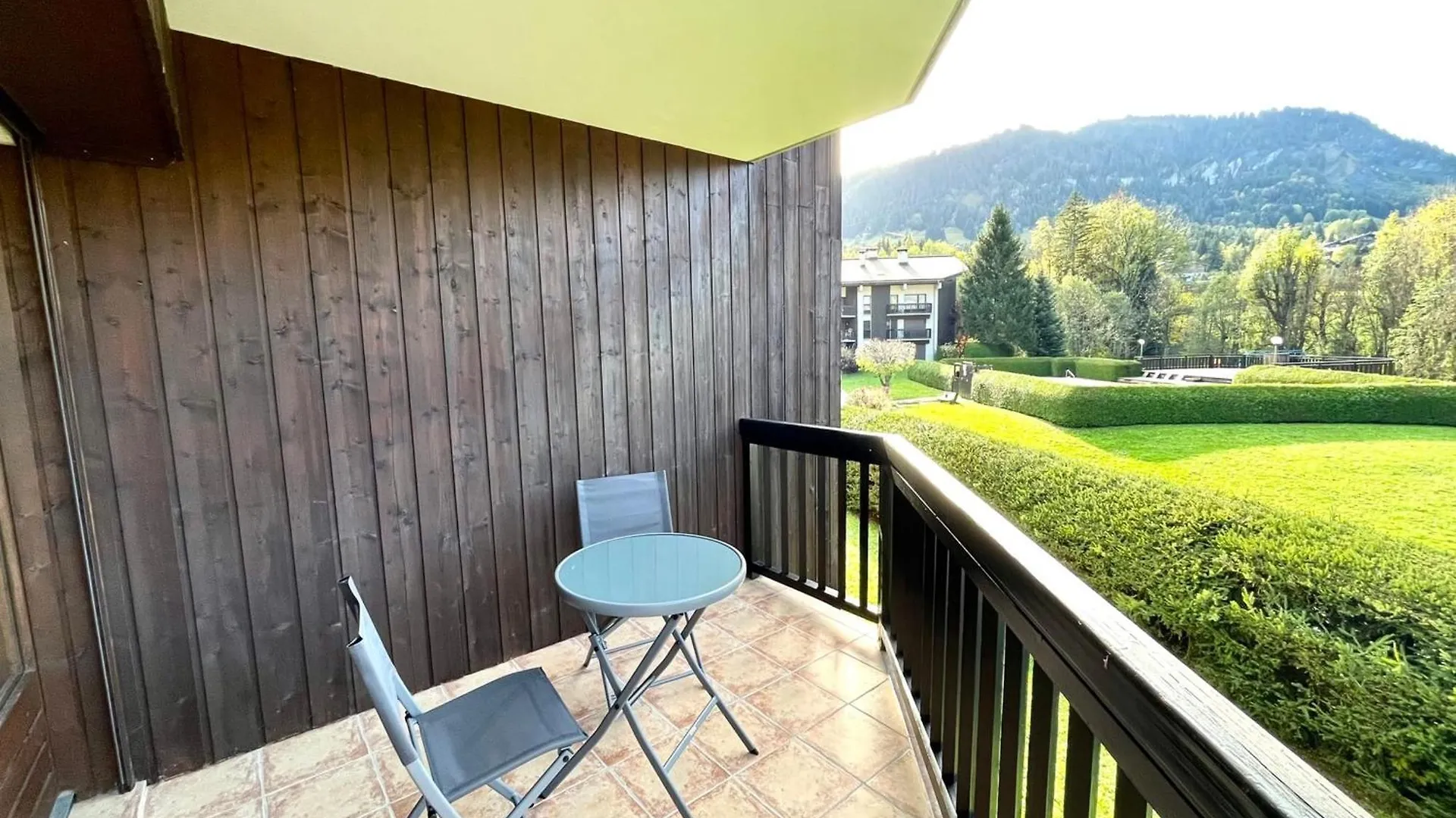 דירות Pretty Haven Of Peace With Balcony In מגב צרפת